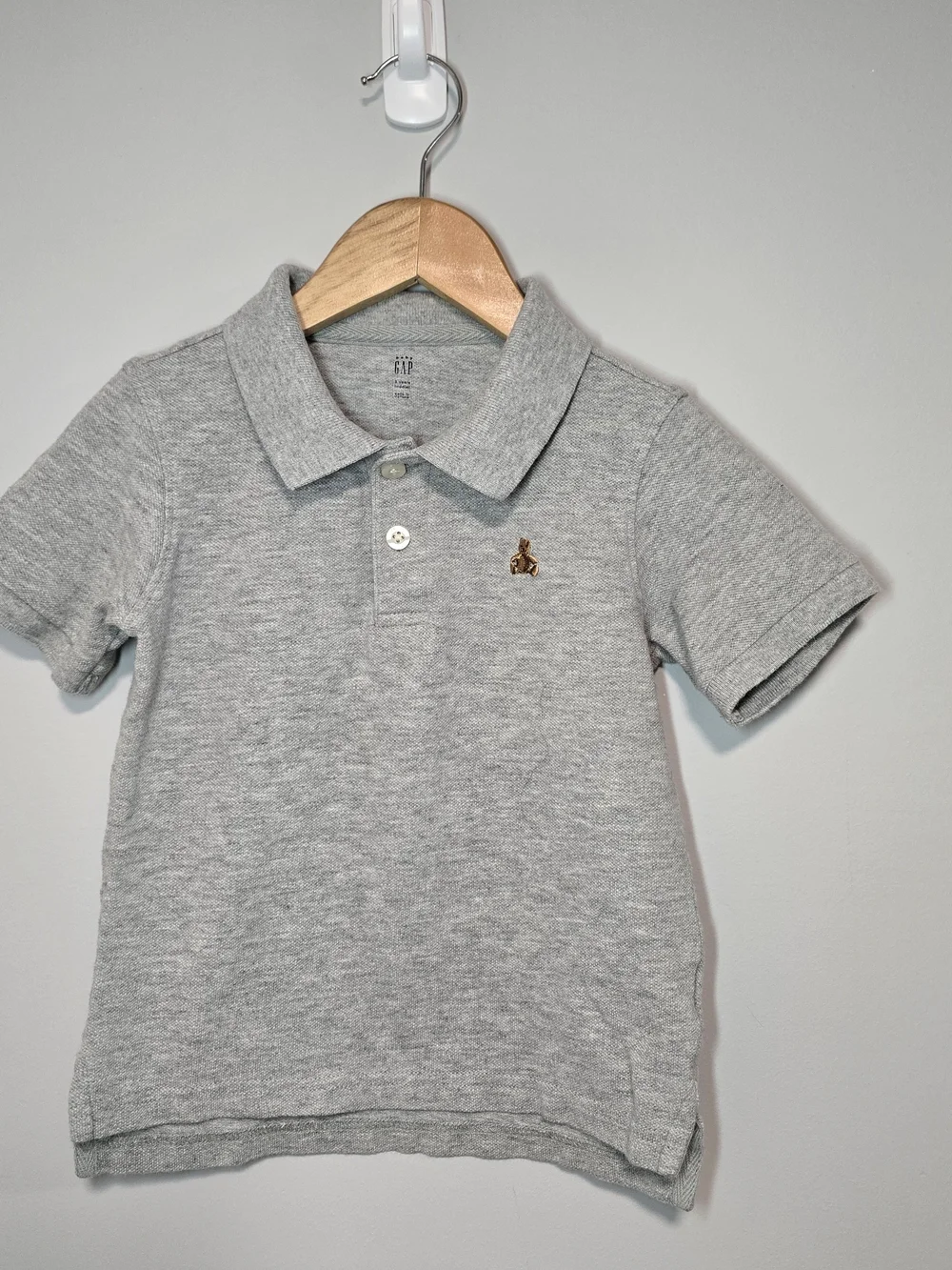 GAP Boys' Light Gray Cotton Polo Shirt with Bear Patch